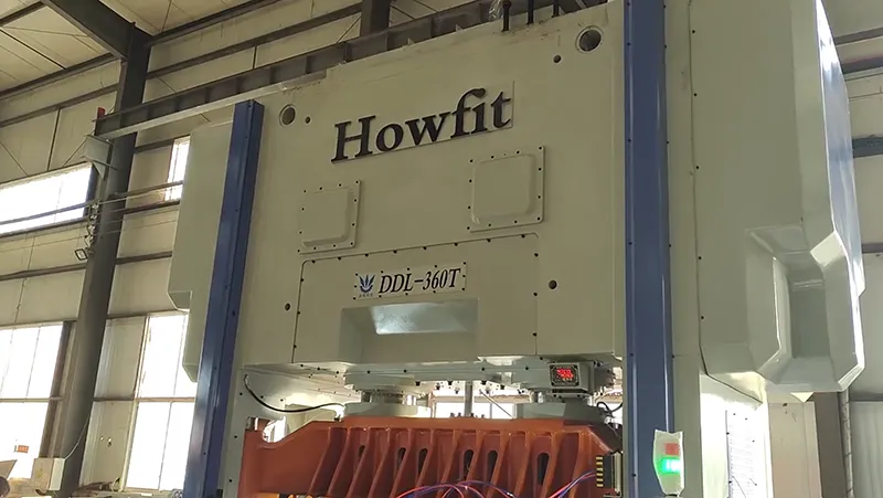 DDL-360T для штамповки пластин ротора и статора, Таиланд