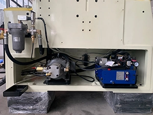 Блокировочный насос и гидравлический насос смазки