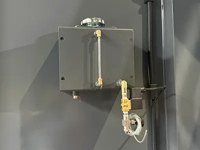 Бак смазочного масла